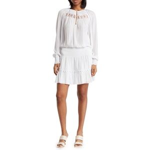 Victorian Sty long sleeve dress. Round neck
Long blouson sleeves smocked waist